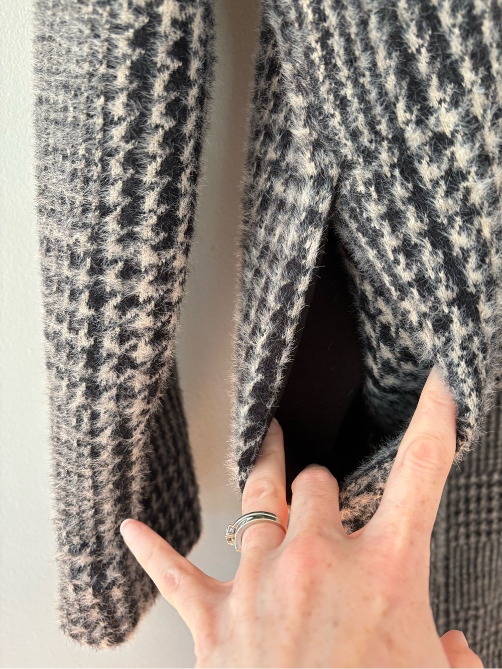 Z Supply Mason Houndstooth Eyelash Knit Long Sweater Coat - Size S (Excellent) - Picture 9 of 11